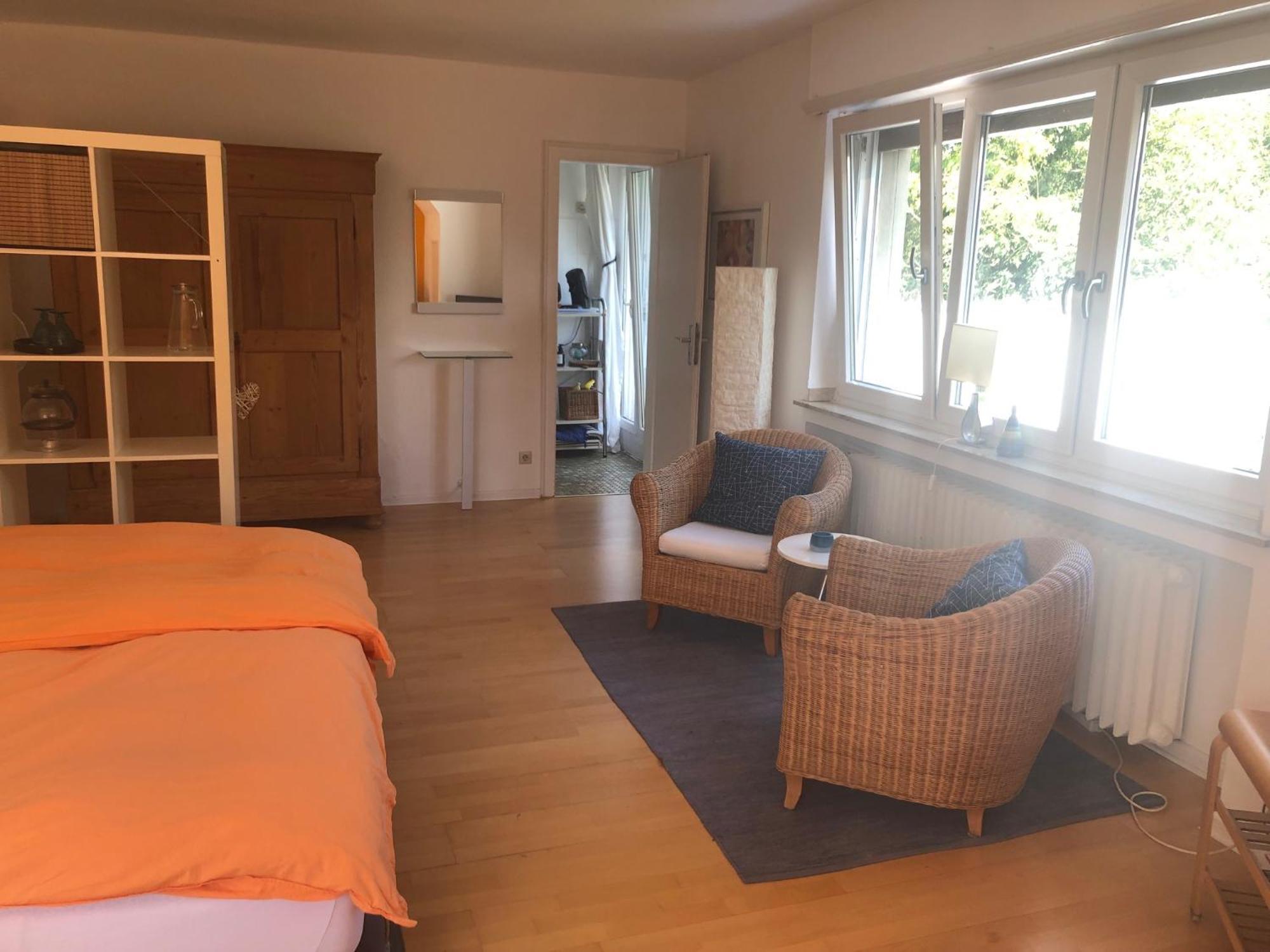 Homestay Glueck In Benrath Dusseldorf