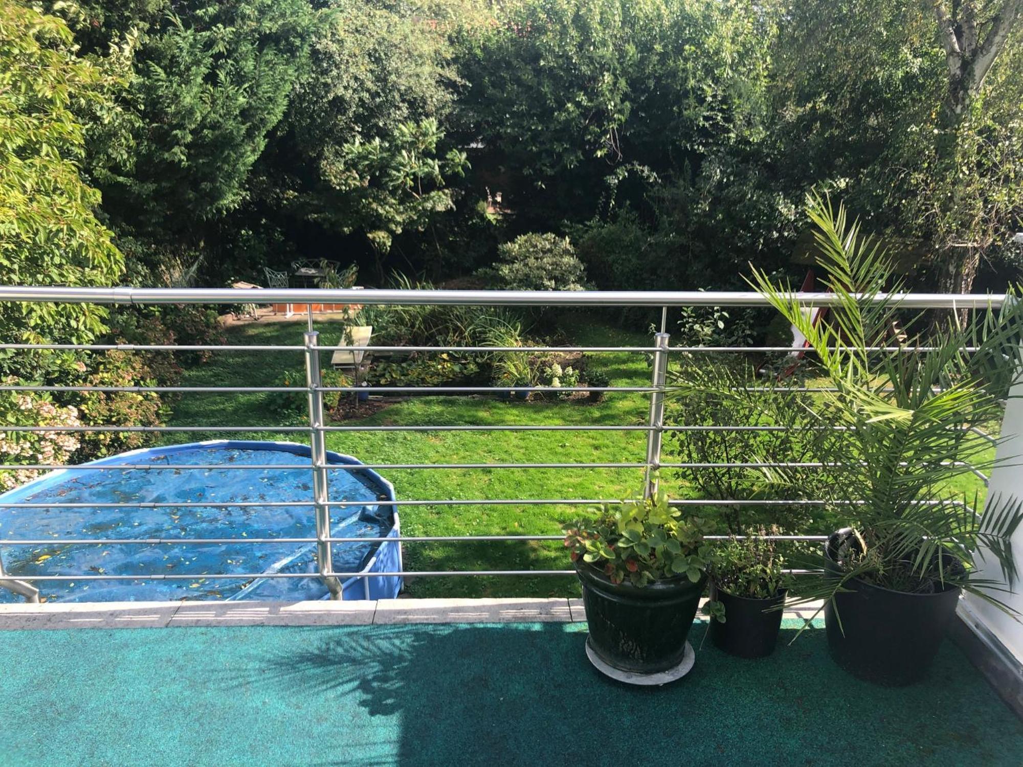 Glueck In Benrath Homestay *